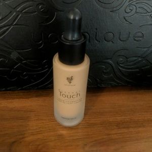 Younique touch liquid foundation